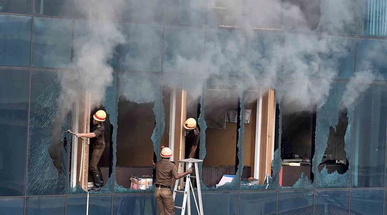 pretoria street fire, calcutta fire, kolkata bulding fire, fire fighters, fire tenders, west bengal, indian express