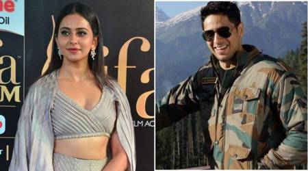 Sidharth Malhotra and Rakul Preet Singh shooting for Aiyaary in London