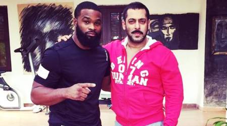Salman Khan’s Sultan co-star wrestler Tyron Woodley proves that Bhaijaan is most popular. Watch video