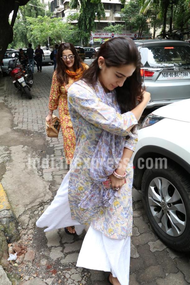 sara ali khan, sara ali khan photos, sara ali khan pictures, sara ali khan pics, sara ali khan images