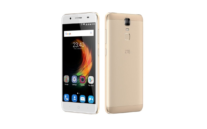 Xiaomi, Mi Max 2, Xiaomi Mi Max 2, Mi Max 2 price in India, Phones with 5000 mAh battery, Big battery smartphones, 5000 Mah battery phone, Moto E4 Plus, Moto E4 Plus battery, Asus Zenfone 3S Max, Mi Max 2 battery, InFocus Turbo battery