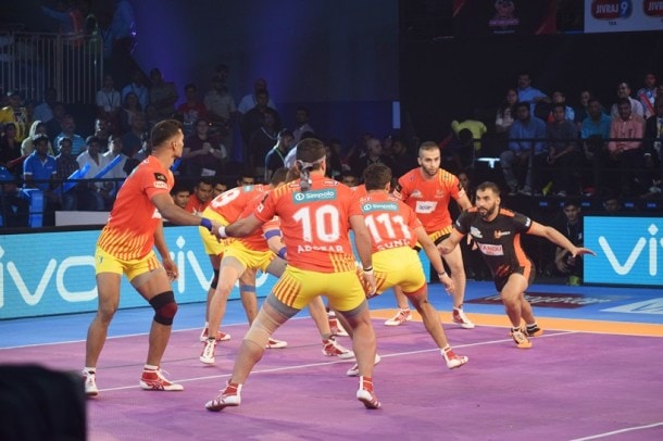Pro Kabaddi season 5: Gujarat Fortunegiants thump U Mumba 39-21 in Ahmedabad opener
