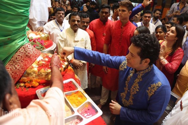 lalbaughcha raja, ganpati, sachin tendulkar, tendulkar, tendulkar ganpati, ganesh chaturthi, indian express