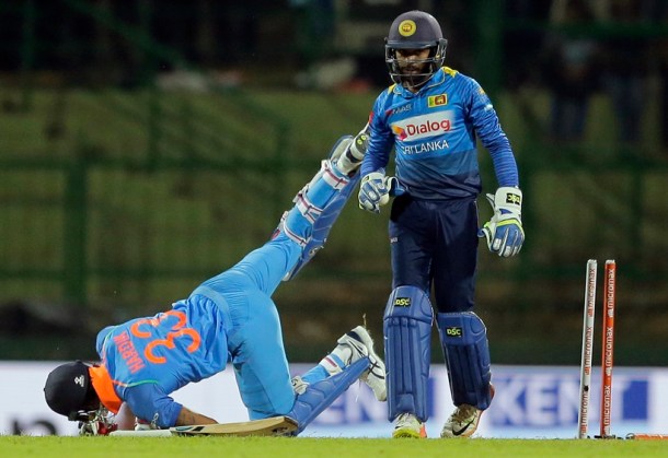 India vs Sri Lanka, MS Dhoni, Bhuvneshwar Kumar, Akila Danajaya, sports gallery, cricket, Indian Express
