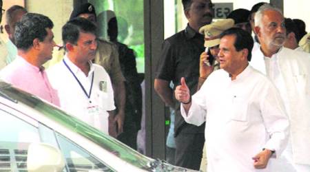 Amit Shah, Smriti Irani win Gujarat Rajya Sabha polls; Ahmed Patel gets in after EC gets two out