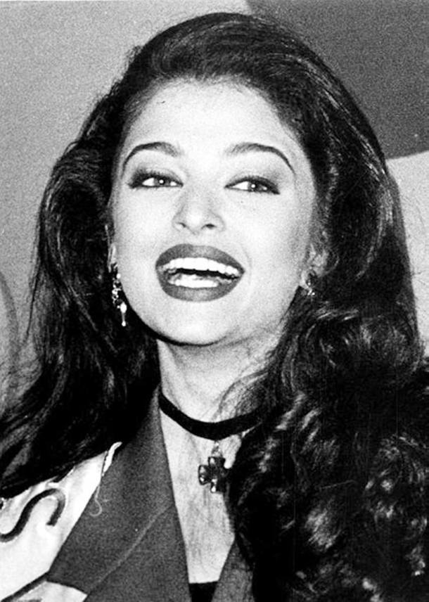 aishwarya rai bachchan, aishwarya rai, aishwarya rai old pictures, aishwarya rai photos, aishwarya rai family, about aishwarya rai, aishwarya rai 20 years in bollywood, aishwarya rai bollywood films, aishwarya rai films