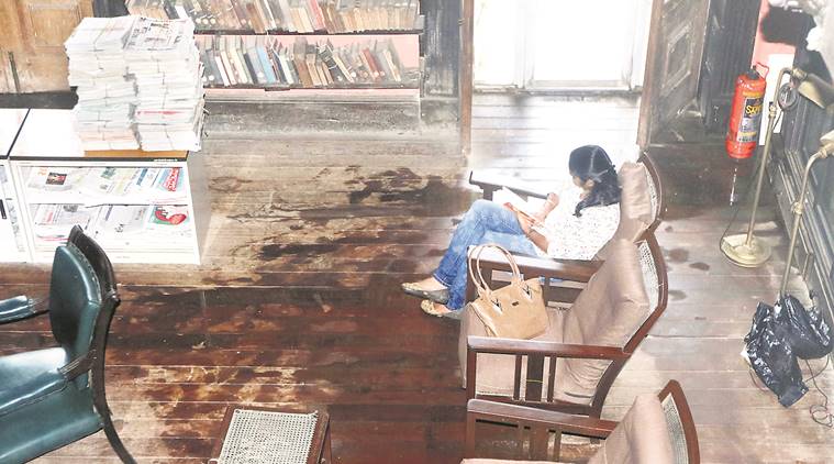 mumbai, mumbai rain, mumbai library rain, Asiatic Society State Central Library building, Asiatic Society, indian express, mumbai