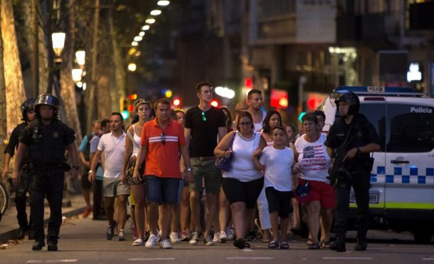 barcelona terror attack, barcelona van attack, barcelona terror attack, barcelona attack death toll, barcelona city centre, las ramblas, placa catalunya, spain van accident, barcelona news, latest news