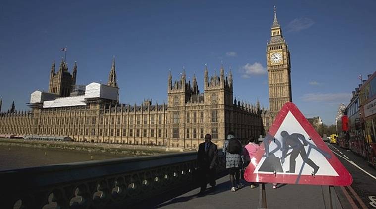 britain unemployment rate, britain unemployment rate fell, britain unemployment rate lowest since 1975, britain inflation, britain inflation eased, world news, indian express news