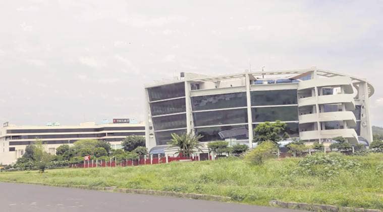 Chandigarh Housing Board, Chandigarh Housing Board chairman, sites auctioned by Chandigarh Housing Board, Rajiv Gandhi Chandigarh Technology Park, indian express news 