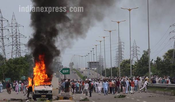 gurmeet ram rahim singh conviction, gurmeet ram rahim singh, panchkula violence, dera followers violence, dera supporters violence, violent clashes, panchkula, punjab, haryana, sirsa, photos,panchkula violence photos, indian express news