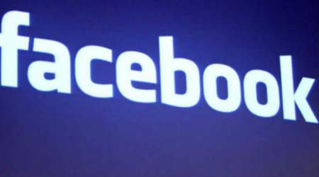 Facebook combines AI, human review process to curb fake news