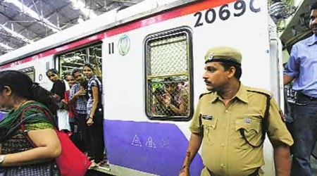 Woman drags man who harassed her to the GRP