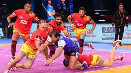 Pro Kabaddi 2017 Live Score, Gujarat Fortunegiants vs U Mumba: Gujarat 20-6 Mumbai