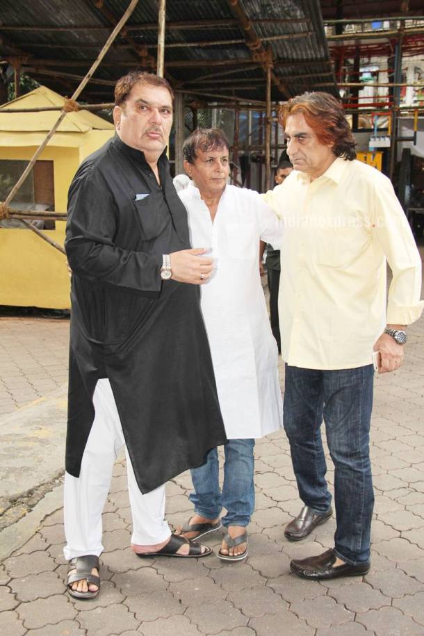 Inder Kumar, Inder Kumar prayer meet, inder kumar dead, Ronit Roy, Raza Murad, Sunil Pal, Vindu Dara Singh, Inder Kumar films