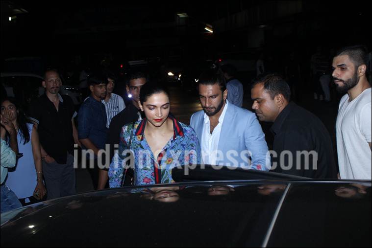 ranveer singh, deepika padukone, ranveer deepika dinner date, ranveer deepika photos,