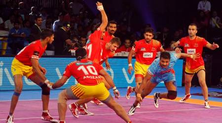 Pro Kabaddi 2017: Delhi beat Thalaivas; Gujarat draw with Bengal
