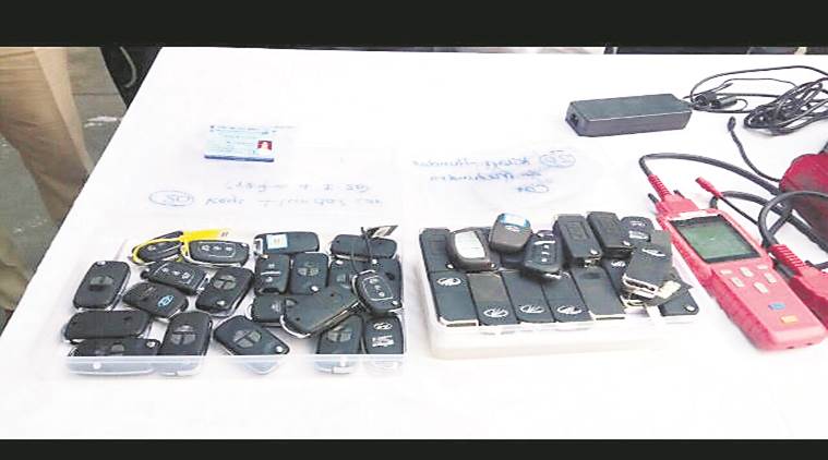 smart keys, car theft, luxury cars security system, diagnostic kits, auto lifters, delhi crime