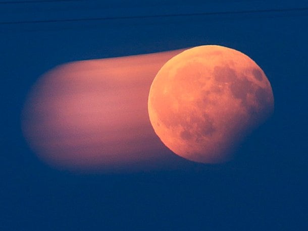 lunar eclipse, partial lunar eclipse, lunar eclipse india, full moon, what is lunar eclipse, lunar eclipse pictures, watch lunar eclipse, lunar eclipse kolkata, penumbral eclipse, moon, earth, sun, science news