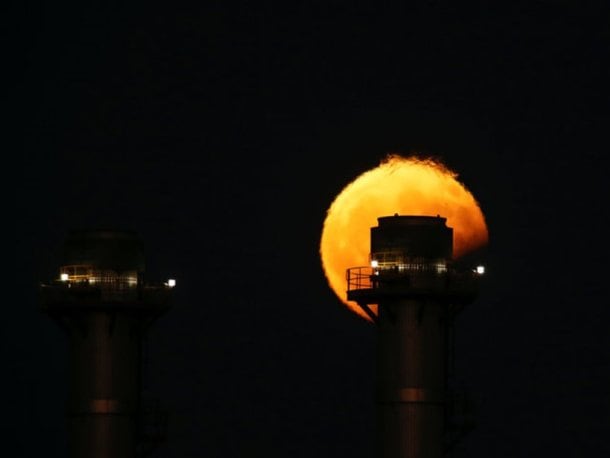 lunar eclipse, partial lunar eclipse, lunar eclipse india, full moon, what is lunar eclipse, lunar eclipse pictures, watch lunar eclipse, lunar eclipse kolkata, penumbral eclipse, moon, earth, sun, science news