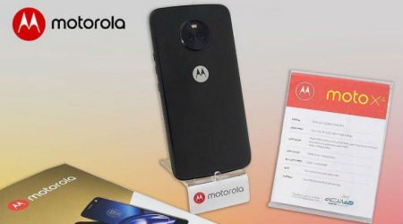 Moto X4 with dual rear cameras, 3D glass back revealed in new images