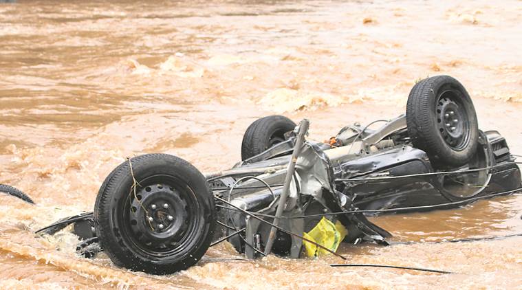 mumbai rains, mumbai,mumbai heavy rains, mumbai weather,mumbai water logging, mumbai floods, mumbai mon