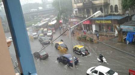 Mumbai rains: How to escape from your car if you get stuck in floods