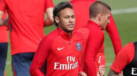 Neymar’s transfer certificate received by French federation