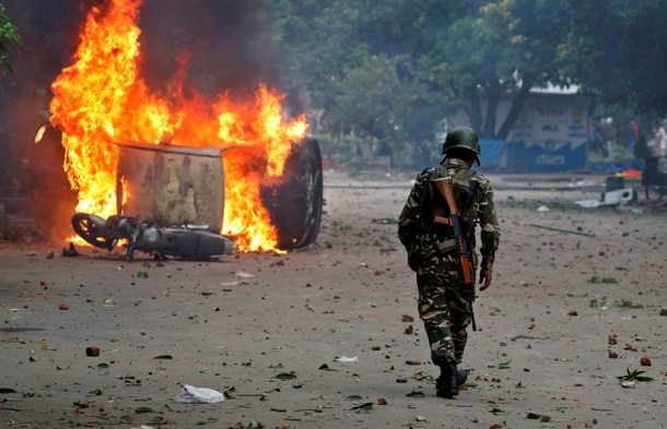 gurmeet ram rahim singh conviction, gurmeet ram rahim singh, panchkula violence, dera followers violence, dera supporters violence, dera sacha sauda, violent clashes, panchkula, punjab, haryana, sirsa, photos,panchkula violence photos, indian express news