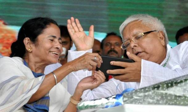 RJD Rally Patna photos, RJD rally, RJD Patna rally, rjd rally, patna rally, anti bjp rally, lalu yadav, lalu prasad yadav, mamata banerjee, jdu, congress, bjp, sp, akhilesh yadav, ghulam nabi azad, india news, indian express news