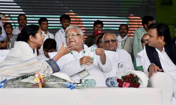 RJD Rally Patna photos, RJD rally, RJD Patna rally, rjd rally, patna rally, anti bjp rally, lalu yadav, lalu prasad yadav, mamata banerjee, jdu, congress, bjp, sp, akhilesh yadav, ghulam nabi azad, india news, indian express news