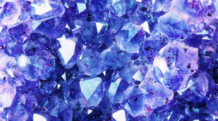 Crystalline material, perovskite crystals, King Abdullah University of Science and Technology, light harvesting, photostriction, Raman spectroscopy, technique calibration, optoelectronic device, light-controlled devices, photovoltaic effect 