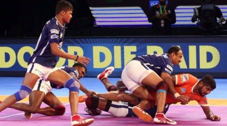 Pro Kabaddi 2017: Nilesh Shinde catches Sandeep Narwal napping in ‘greatest PKL tackle’, watch video