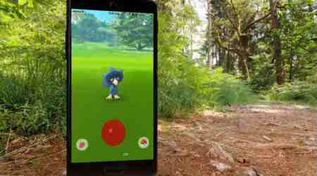 Google, Apple face off over augmented reality technology