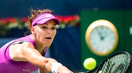 Agnieszka Radwanska gets past Eugenie Bouchard at Connecticut Open