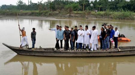 Rahul Gandhi in Assam; vows to fight for rights of flood-hit people
