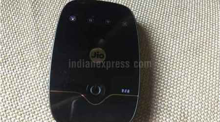 Reliance JioFi dominates data card market in Q2