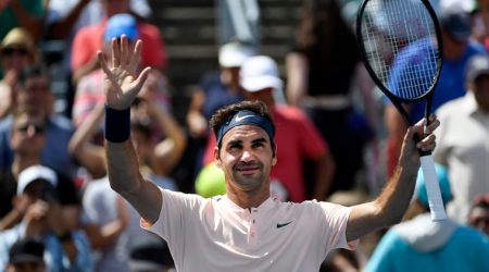 Rogers Cup: Roger Federer cruises in first match since Wimbledon win