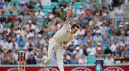 Steve Finn replaces Chris Wood in England’s squad for fourth South Africa Test