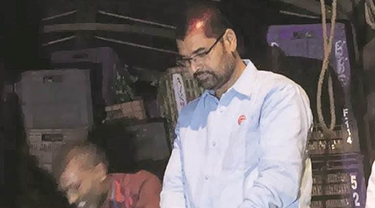 Sadashiv Khot, Sadashiv Khot expelled, Swabhimani Shetkari Sanghatana, Raju Shetti, indian express news  