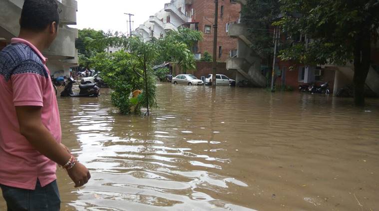 heavy rains, chandigarh rain, mohal rain, panchkula rain, rain tricity, chandigarh rainfall, chandigarh traffic, tricity traffic, Meteorological Department