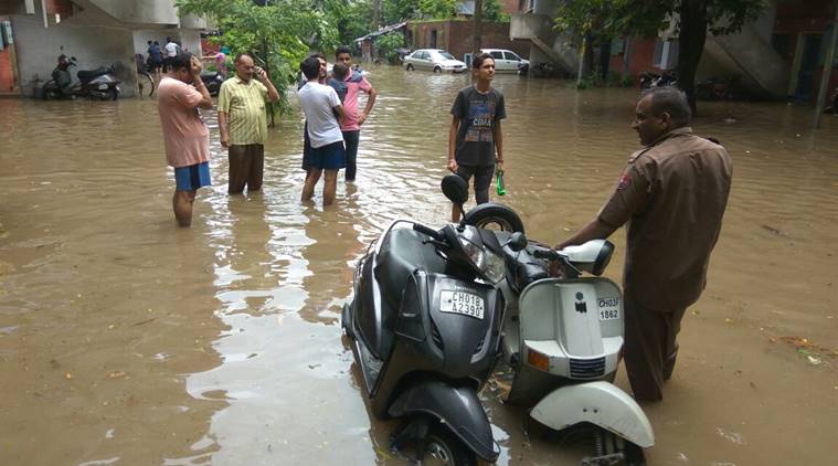 heavy rains, chandigarh rain, mohal rain, panchkula rain, rain tricity, chandigarh rainfall, chandigarh traffic, tricity traffic, Meteorological Department