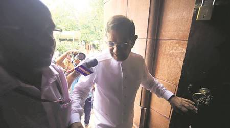 Sharad Yadav to meet Opposition, says Bihar situation unpleasant