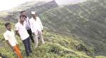 Tourists risk lives to climb Sinhagad Fort