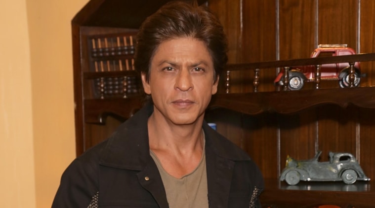 shah rukh khan, shah rukh khan legal case, shah rukh khan bhopal, shah rukh khan shaving cream, shah rukh khan sued, shah rukh khan jab harry met sejal, shah rukh khan anushka sharma