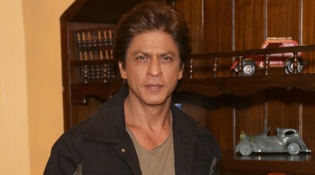 Shah Rukh Khan visits DDA flat in Delhi with his kids, leaves note for present residents