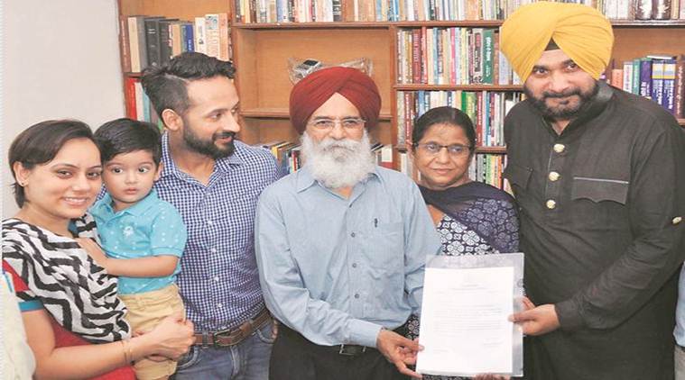 Punjabi poet Padam Shri Dr Surjit Patar, New Punjab Arts Council chief, Punjab Arts Council , Navjot Singh Sidhu, Captain Amarinder Singh, Punjab news, Indian Express news