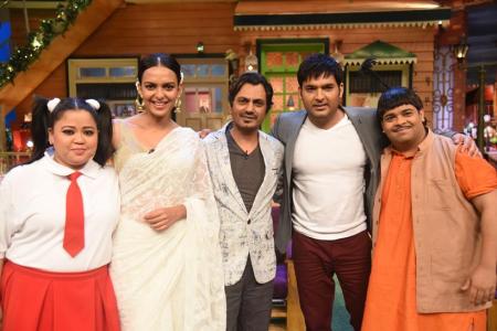 Nawazuddin Siddiqui, Bidita Bag have a gala time on The Kapil Sharma Show