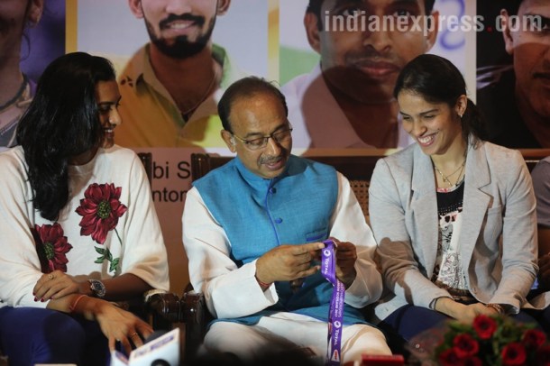 pv sindhu, saina nehwal, kidambi srikanth, p gopichand, world badminton championships, vijay goel, badminton, indian express