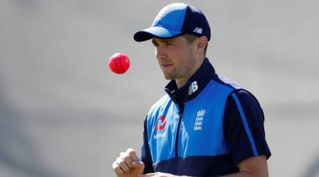 England bring in Chris Woakes for Toby Roland-Jones for second Test
